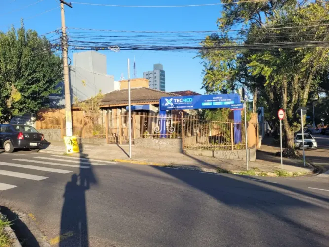 CASA COMERCIAL DISPONÍVEL PARA LOCAÇÃO NO CENTRO DE JUNDIAÍ- SP