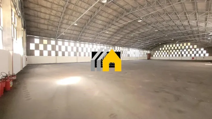 ALUGA Galpão 4.954 m² c/ Pátio 2.305m² Parque Novo Mundo