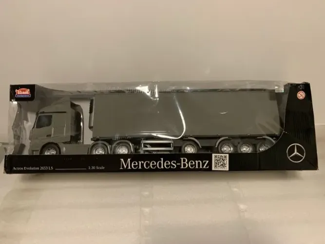 Caminhão Carreta Mercedes-Benz Actros Evolution 2653 LS Escala 1:30 Cinza