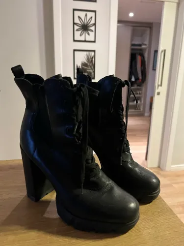 Bota- coturno Arezzo