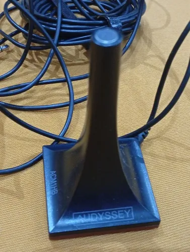 Vende-se microfone calibrador, audysse serve para todos os receiver