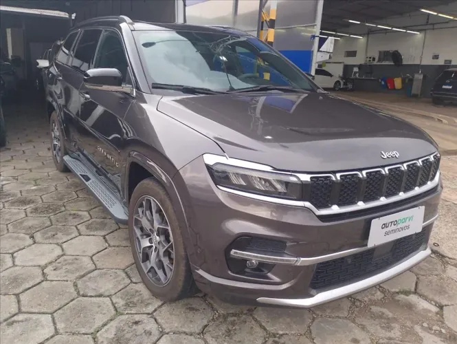 Jeep Commander Overland T270 1.3 TB Flex AUT 2025