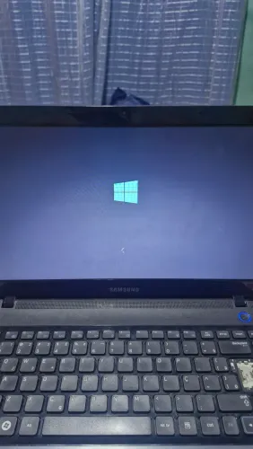 Notebook Samsung usado, facilito a entrega,