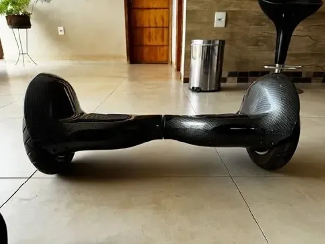Vendo um hoverboard por 650