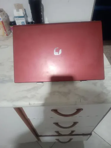Vendo notebook semi-novo