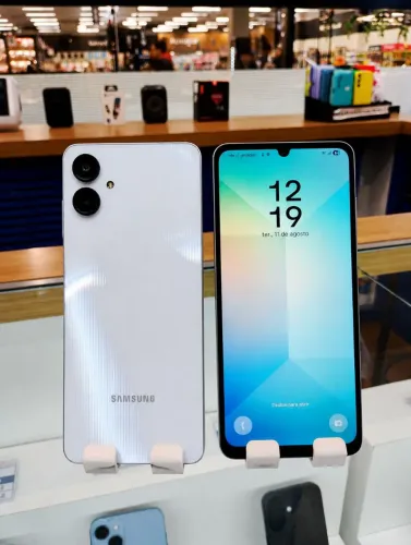 SAMSUNG A06 128GB SEMINOVO