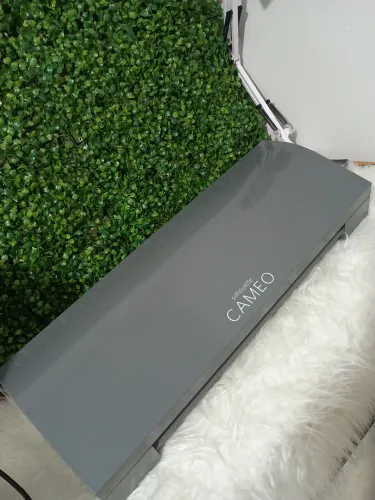 Silhouette cameo 3