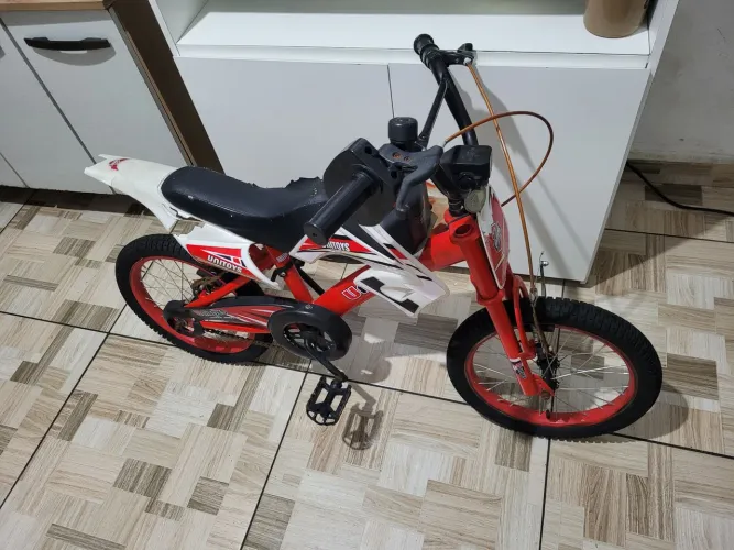 Bicicleta aro 16