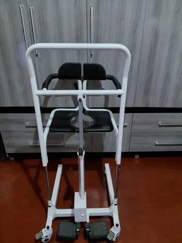 Cadeira de Transferência D80 Dellamed