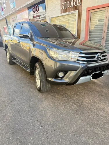 Toyota Hilux CD SRV 4X4 2.8 TDI Diesel Aut. 2016