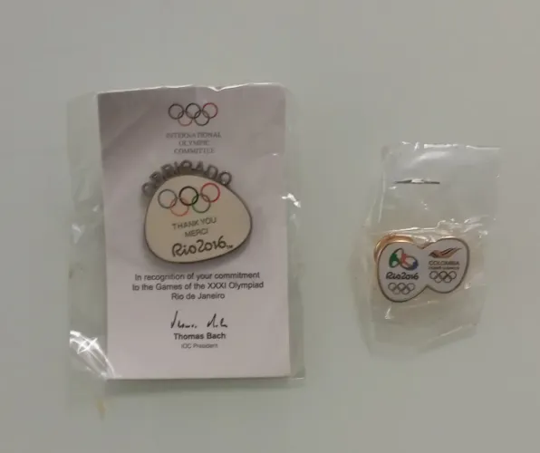 Dupla de Pins Comemorativos Olimpíadas 2016