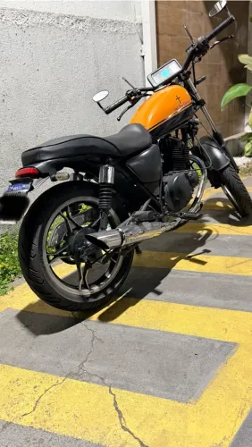 Suzuki Intruder 125 2011
