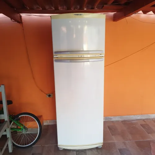 Geladeira Brastemp brm34
