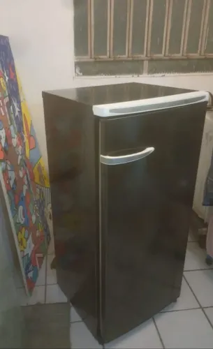 Geladeira Dako 270 litros 1.20 de altura