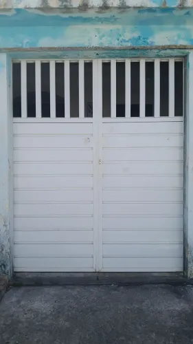 PORTÃO DE ALUMÍNIO BRANCO DE CORRER 2 PARTES