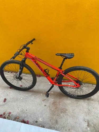 Bicleta aro 29 - Aceito propostas 