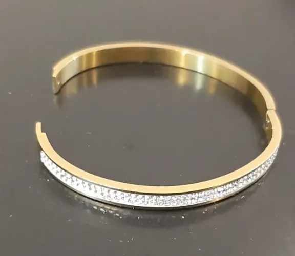 Pulseira estilo algema de aço inoxidável com brilhos