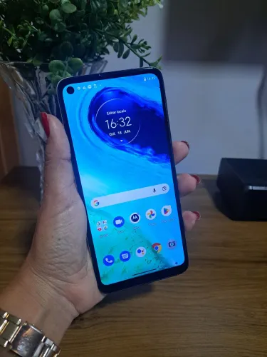 Celular Motorola G8 /64 Gb 