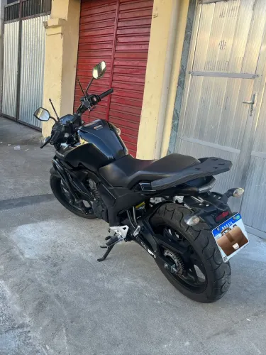 YAMAHA FZ15 2024 BLACK - NA GARANTIA