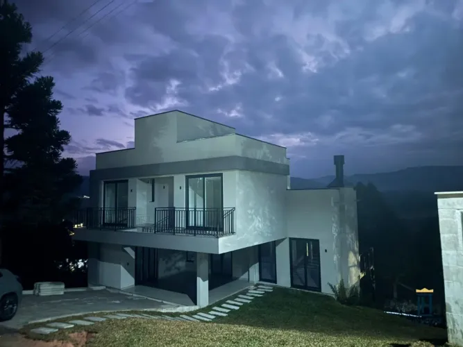 Casa no Condomínio Costa da Serra - Rancho Queimado