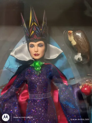 BARBIE DISNEY COLLECTOR NOVA NA CAIXA LACRADA - SNOW WHITE RAINHA MÁ