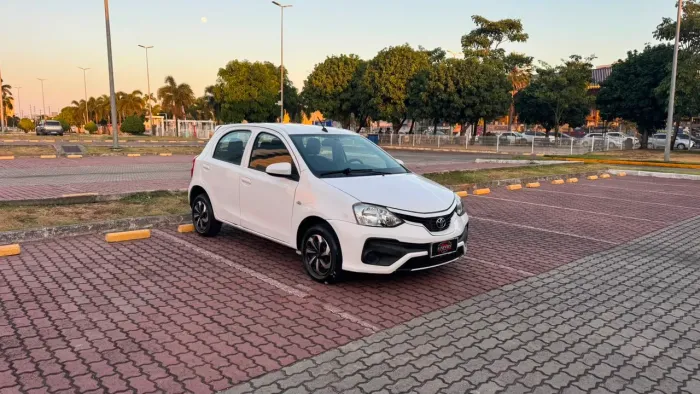 Toyota Etios X 1.3 Flex 16V 5P Mec. 2018