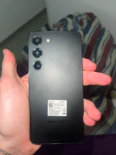 Samsung Galaxy S23 5G 256GB - Excelente Estado