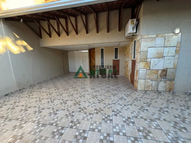 CASA COMERCIAL COM 3 QUARTOS NA REGIÃO CENTRAL DE LONDRINA