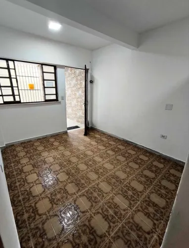 T5 - Casa em Periperi