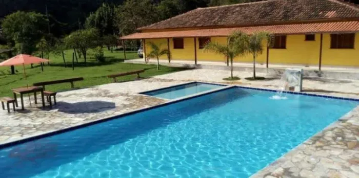 Vende se sitio  piranga mg .