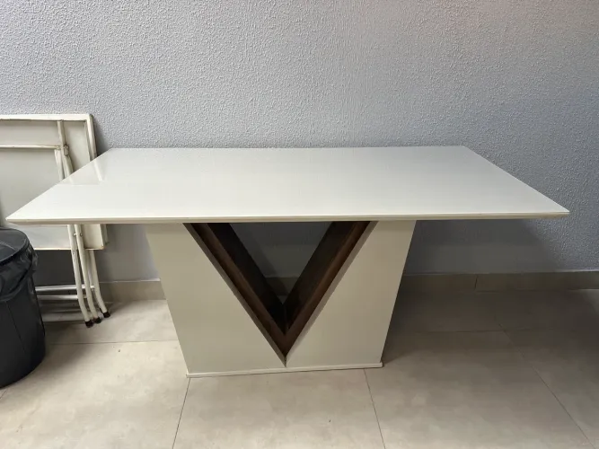 Mesa de jantar 6 lugares