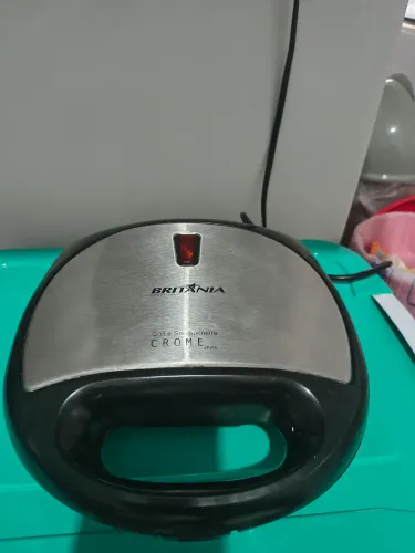 Grill e Sanduicheira Britânia