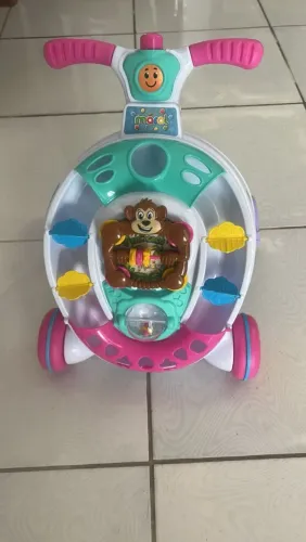 Andador semi novo