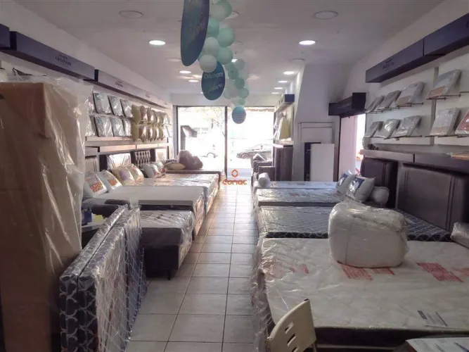 Loja com 190 m2 na Avenida Dom Helder Câmara