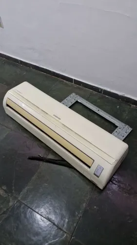 AR CONDICIONADO 24.000 BTUS