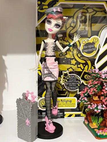 Monster High - Rochelle Scaris