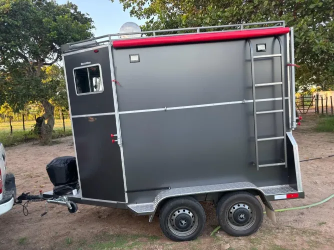 Treiller de luxo para dois animais