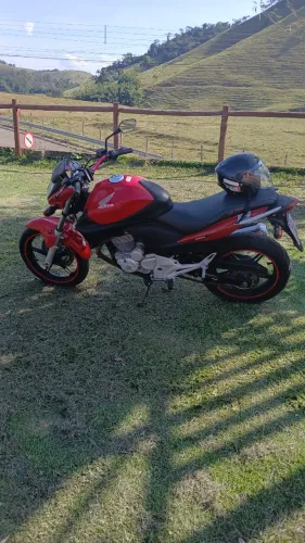 Moto cb 300