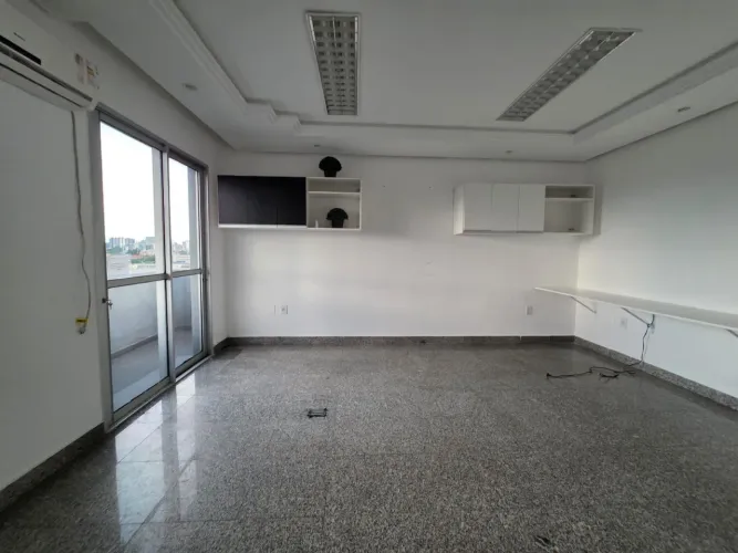 ALUGO (sala no Empire Center)