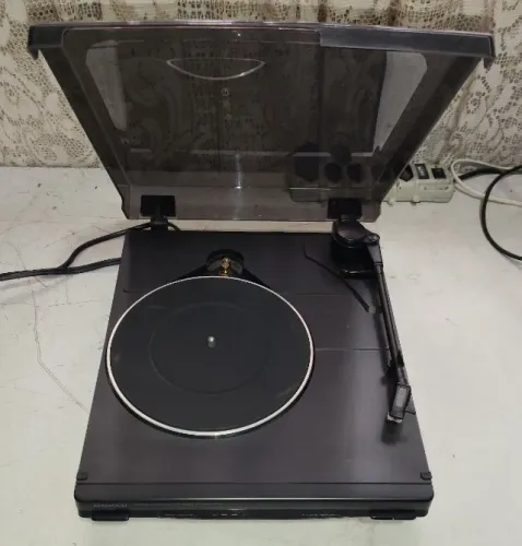 Toca Discos Kenwood P 100 Otimo Estado C/ Agulha Funcionando