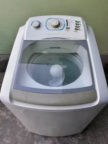 Máquina de Lavar 10kg da Electrolux