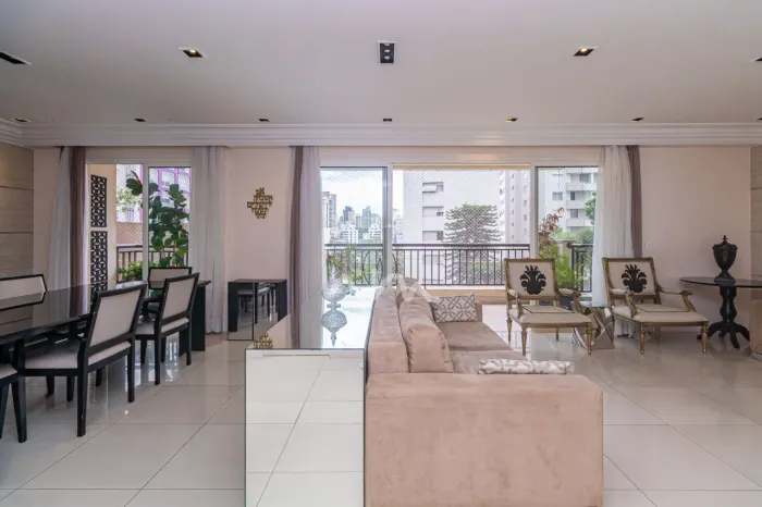 Apartamento para venda em Higienópolis com 4 quartos, sendo 2 suítes , 210m²