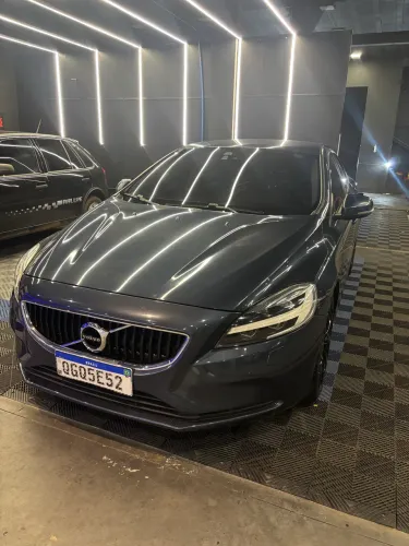 Volvo V40 T-4 Momentum 2.0 Aut. 2019