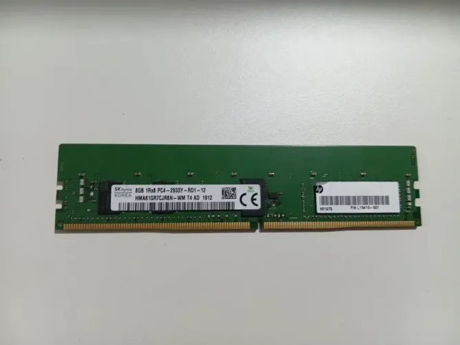 Memória RAM ECC 8GB DDR4 2933Mhz - RDIMM Funcionando