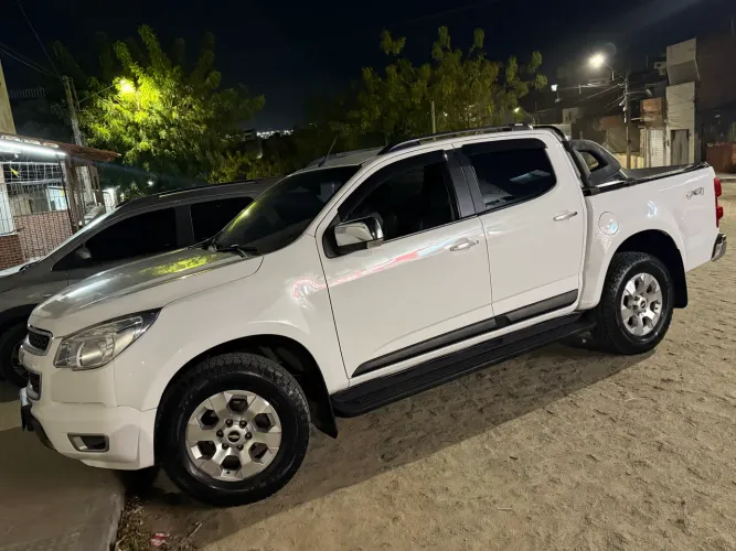 Chevrolet S10 Pick-up LTZ 2.4 F.power 4X2 CD 2013