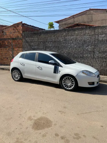 Fiat Bravo Absolute Dualogic 1.8 Flex 16V 5P 2014