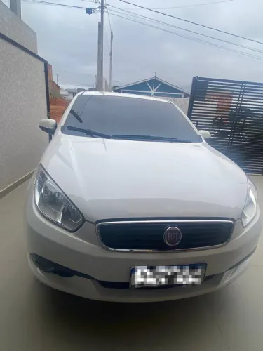 Fiat Grand Siena Essence 1.6 Flex 16V 2018