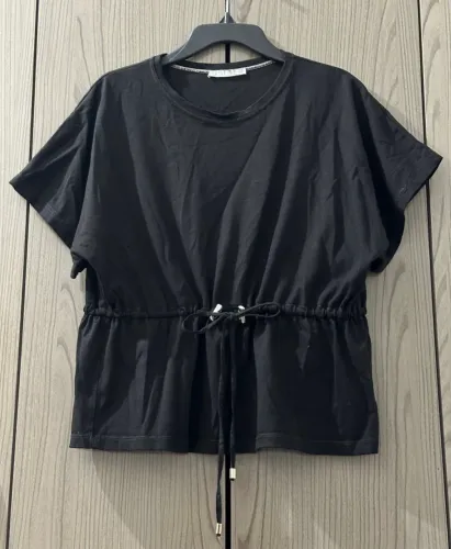 Blusa Zara preta com cordão ajustável 