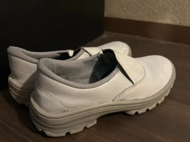 Sapato branco número 42 barato!!!!