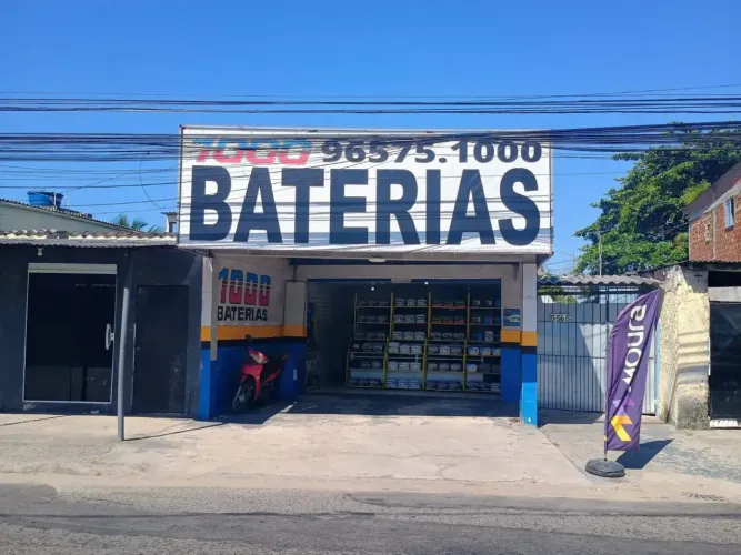 Loja comercial Sepetiba Estrada do Piai medindo 7metros por 15 metros local ótimo pará qu